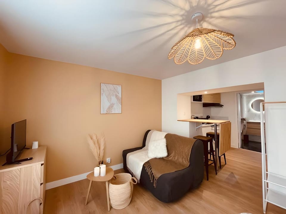TV and multimedia, Kitchen or kitchenette, Living room, Seating area, Dining area, oven, pet friendly