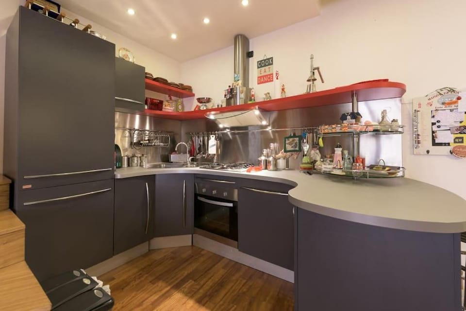 Traditional apartment in old city Apartment in Bari