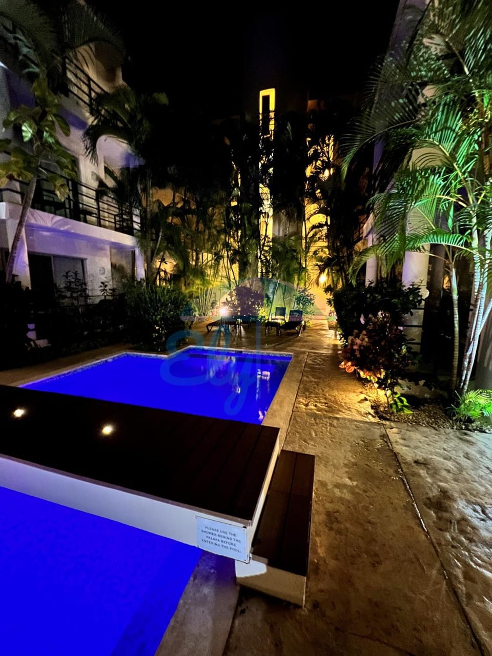 Pool view, Swimming pool
