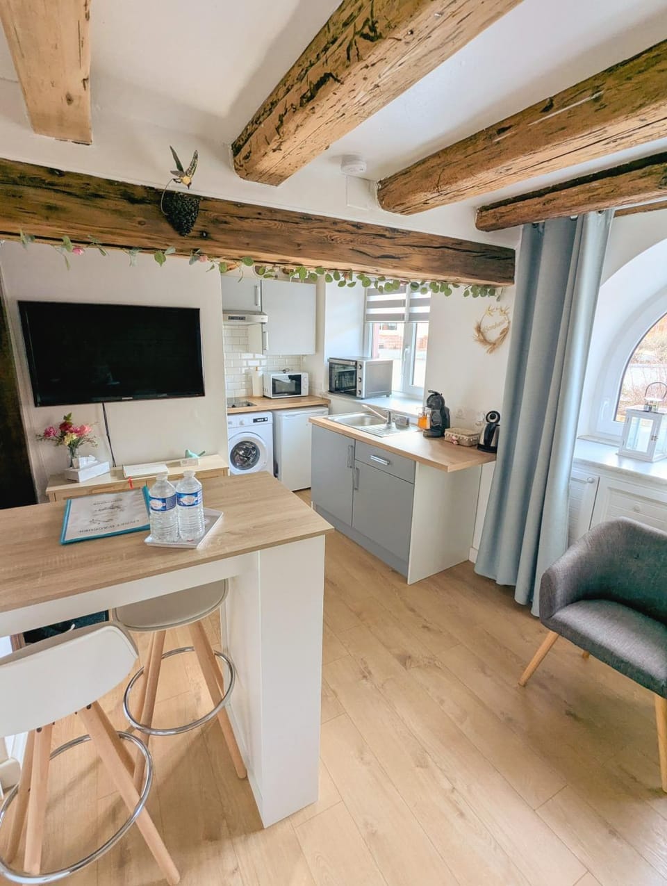 TV and multimedia, Kitchen or kitchenette, Dining area