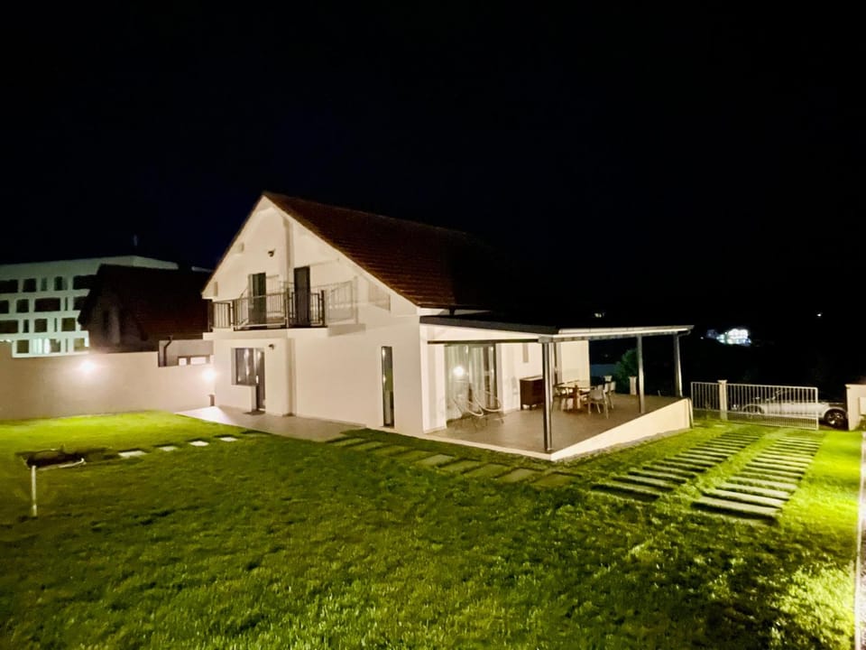 Hermes Guest House Villa in Romania