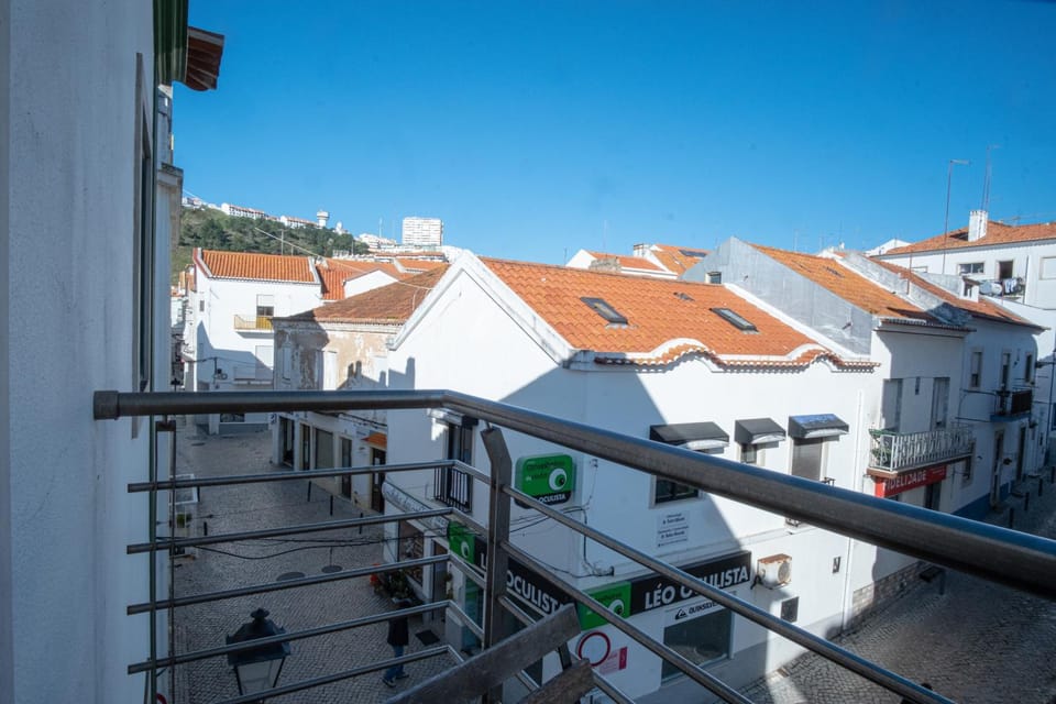 Property building, Neighbourhood, Natural landscape, View (from property/room), Balcony/Terrace, City view, Street view, Quiet street view