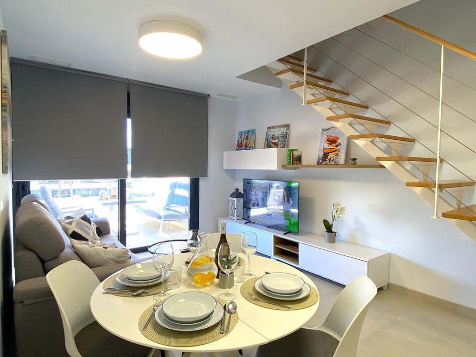 Impresionante y lujoso ático en Flamenca! Apartment in Vega Baja del Segura