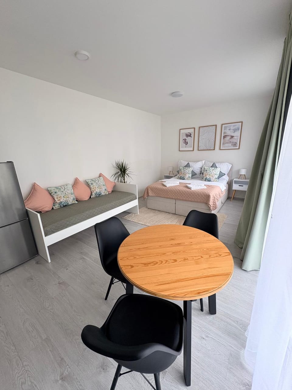 Dining area, Bedroom