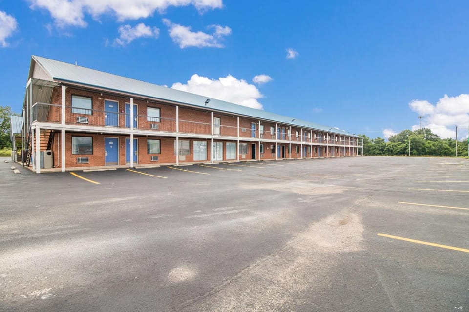 Property building, Parking