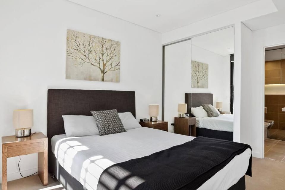 Beautiful one bedroom apartment in St Leonards-ATC62209 Apartment in Sydney