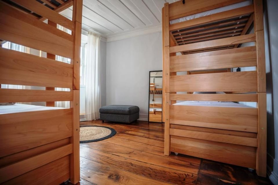 bunk bed