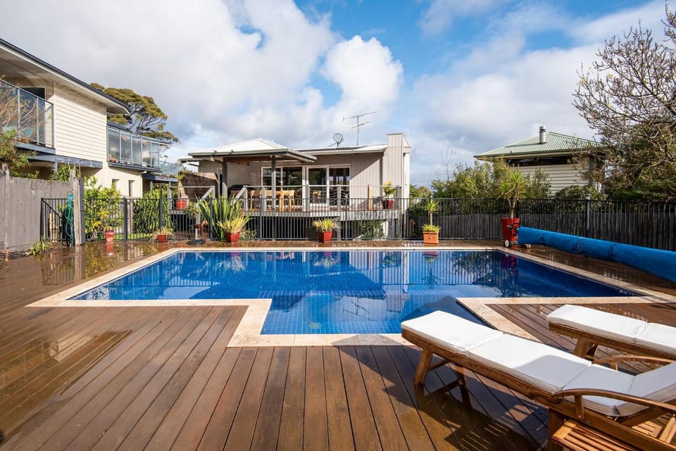 Property building, Pool view, Swimming pool, sunbed