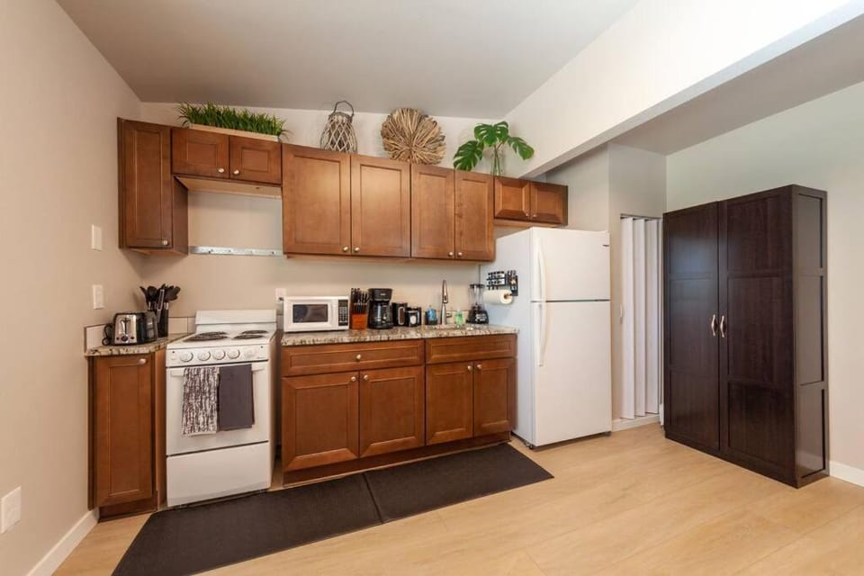 Cozy Duplex Unit - Beautiful Lake Views House in Franklin D Roosevelt Lake