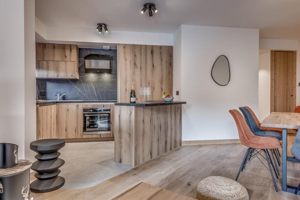 Résidence Le Grand Bouquetin - 3 Pièces pour 6 Personnes MAE-9984 Apartment in Champagny-en-Vanoise