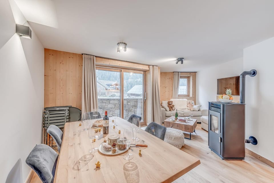 Résidence Le Grand Bouquetin - 3 Pièces pour 6 Personnes MAE-0014 Apartment in Champagny-en-Vanoise