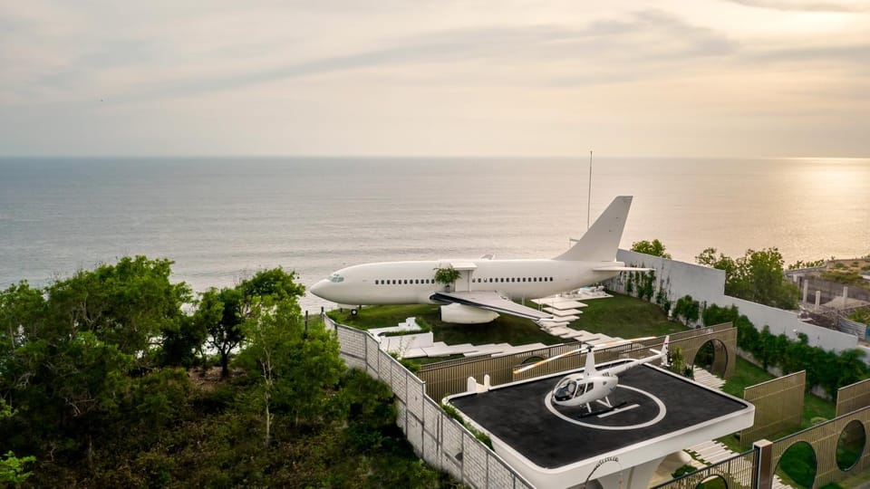 Property building, Sea view, Area and facilities