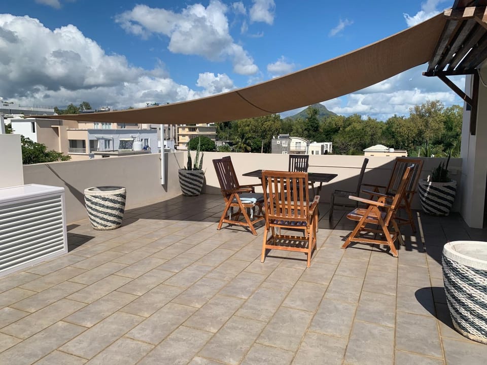 Great family-friendly Appartment flic en flac MRU Apartment in Flic en Flac