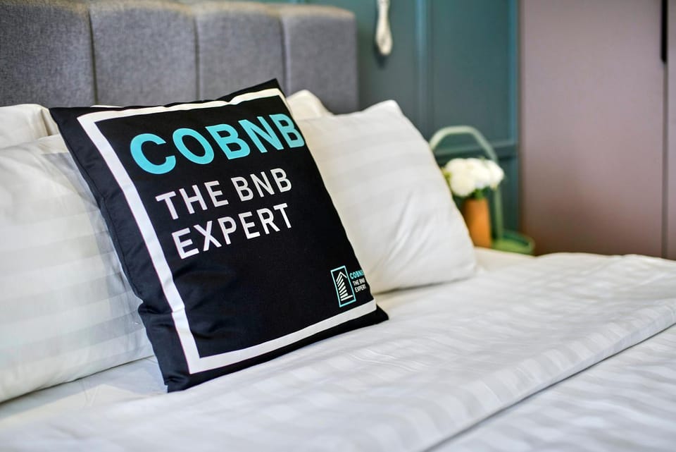 Bed, Logo/Certificate/Sign, Bedroom