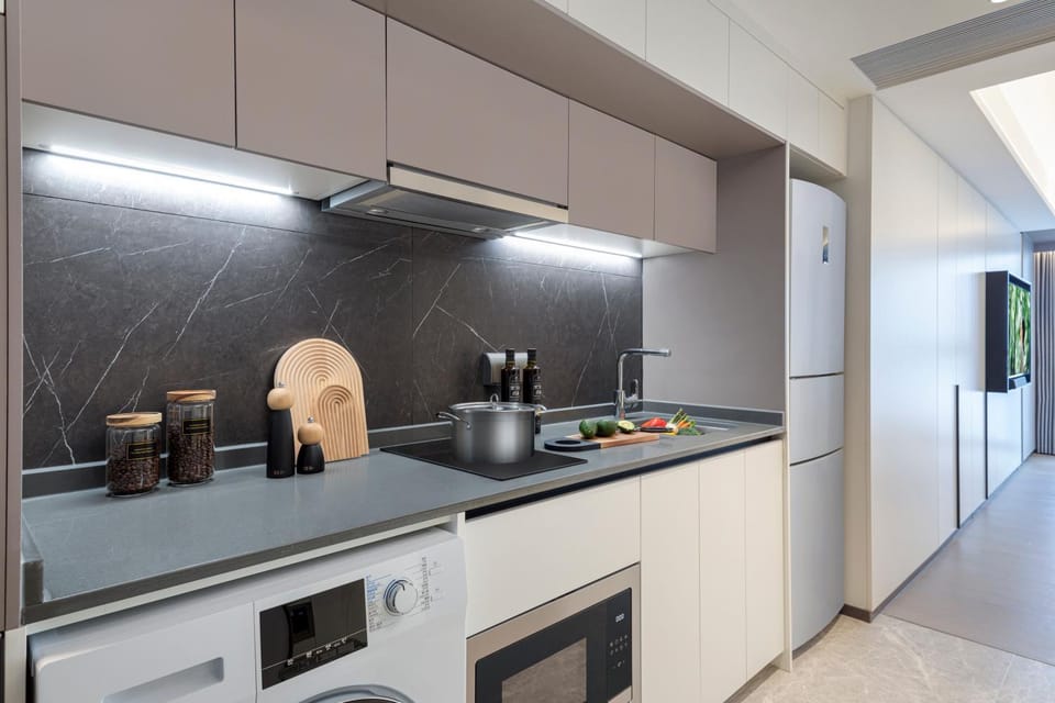 Kitchen or kitchenette