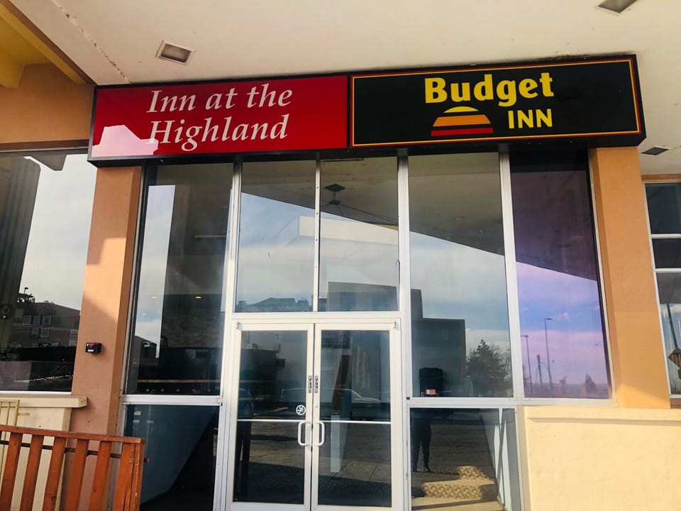 Facade/entrance, Property logo or sign