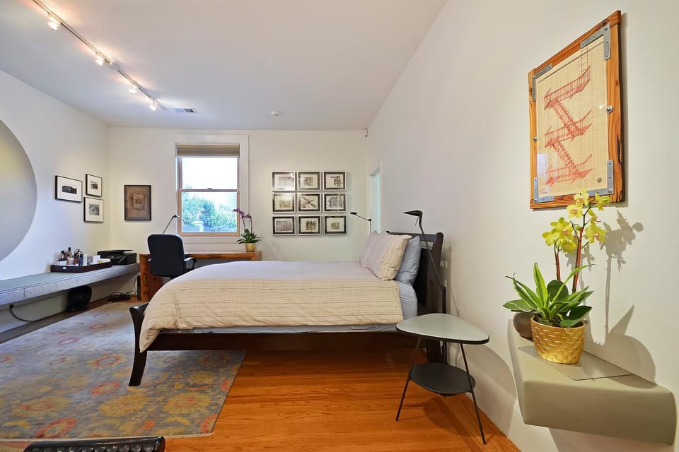 Loft in Lower Nob Hill House in Western Addition
