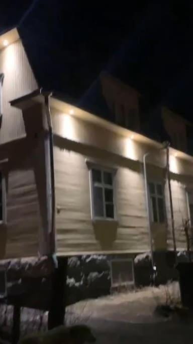 Valoisa avara yksiö loistavalla sijannilla Apartment in Finland