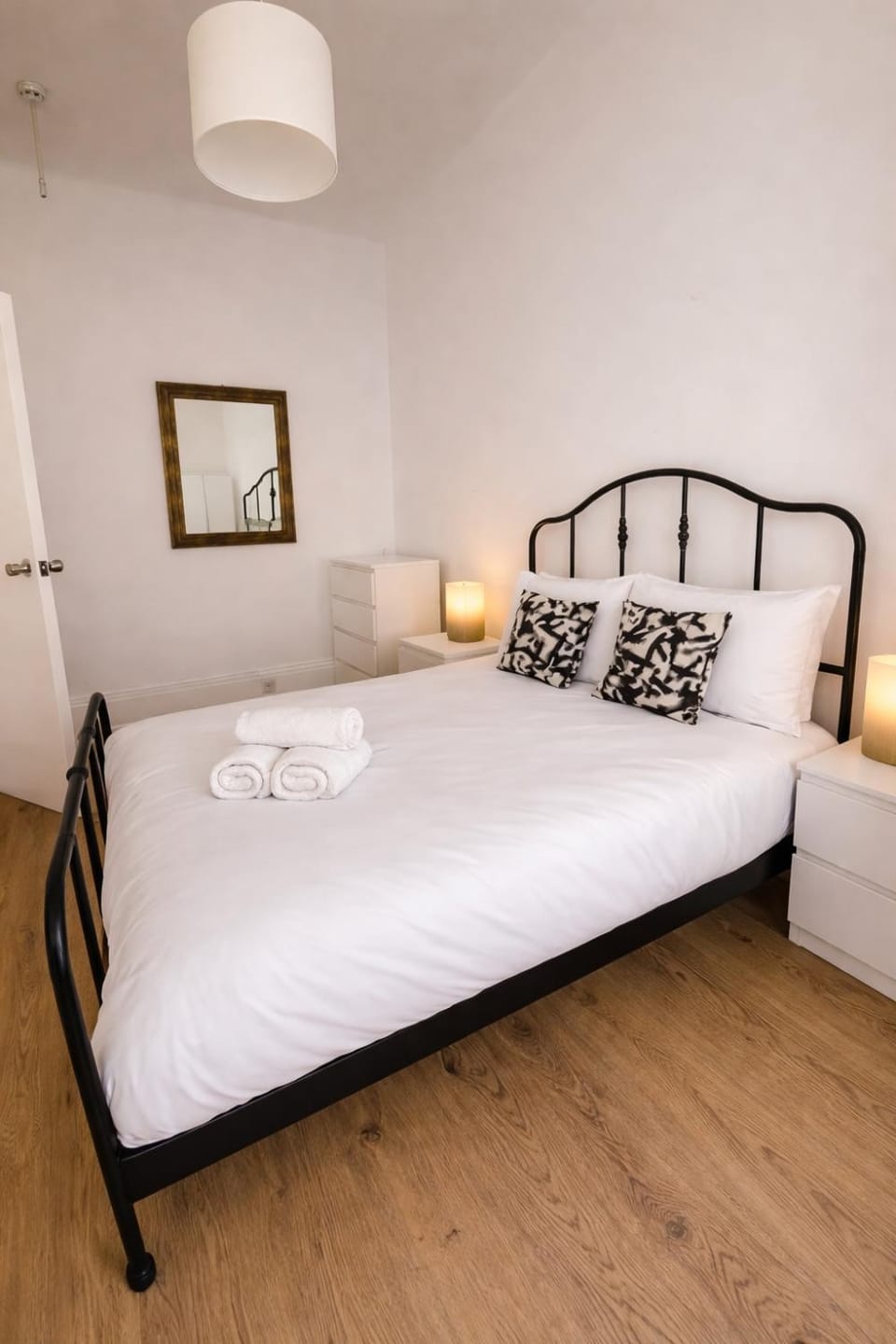 Stay in the heart of Soho Apartment in City of Westminster