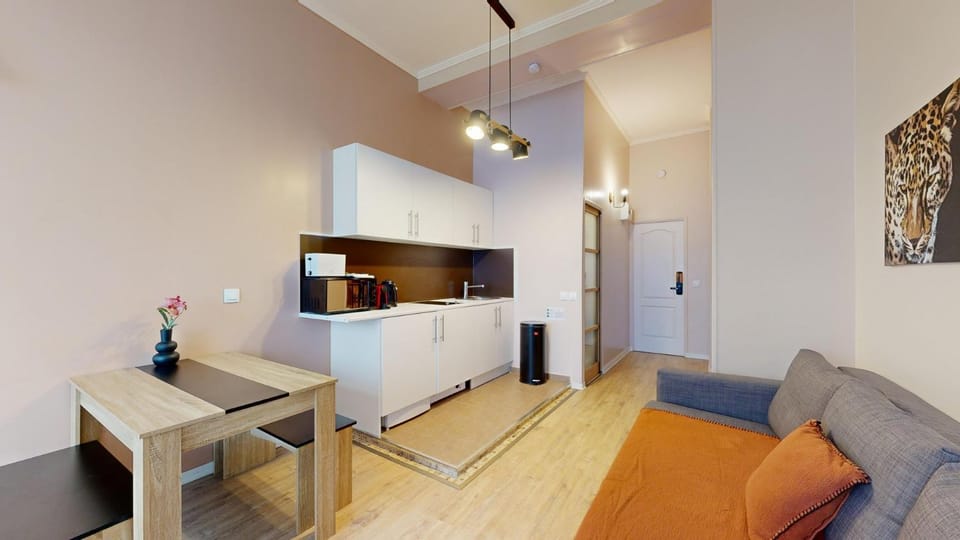 Kitchen or kitchenette, Living room, Dining area