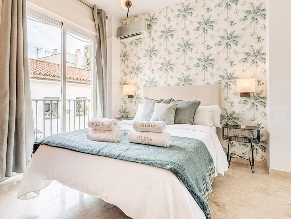 Lovely duplex near city center Apartment in Malaga