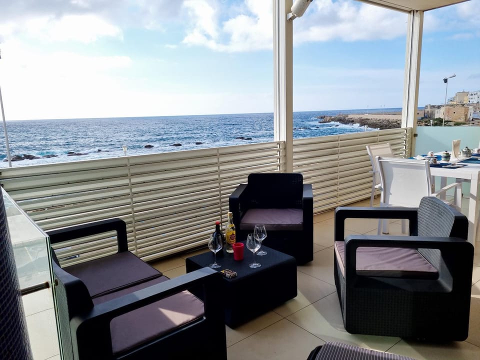Balcony/Terrace, Balcony/Terrace