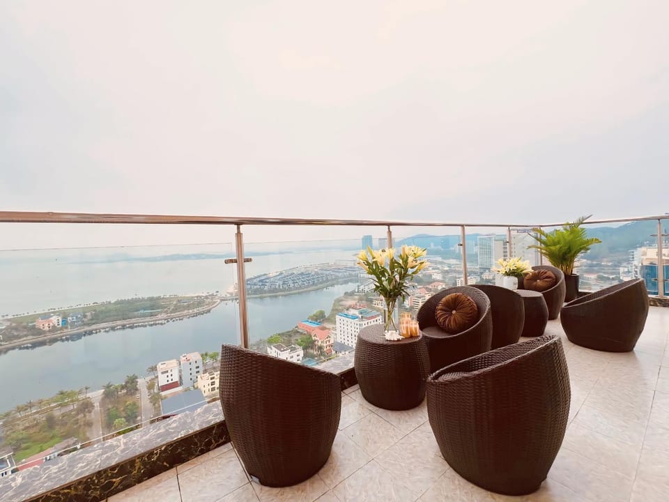 Homestay Ha Long luxury (sea ​​view) Apartment in Vietnam