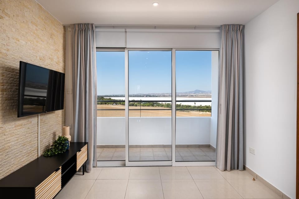 Balcony/Terrace, Mountain view