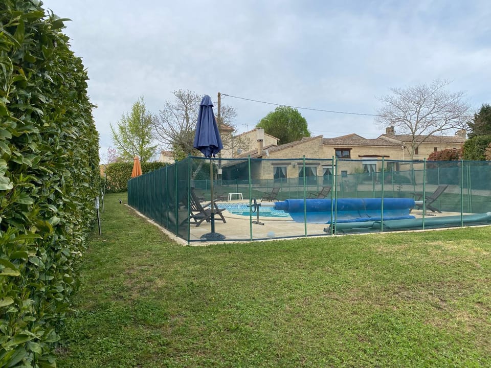 Villa Dordogne 11 personnes piscine Villa in Nouvelle-Aquitaine