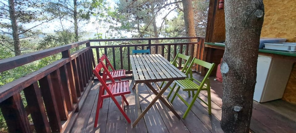 TreeHouses Ljubač Glamping Robinson House in Zadar County