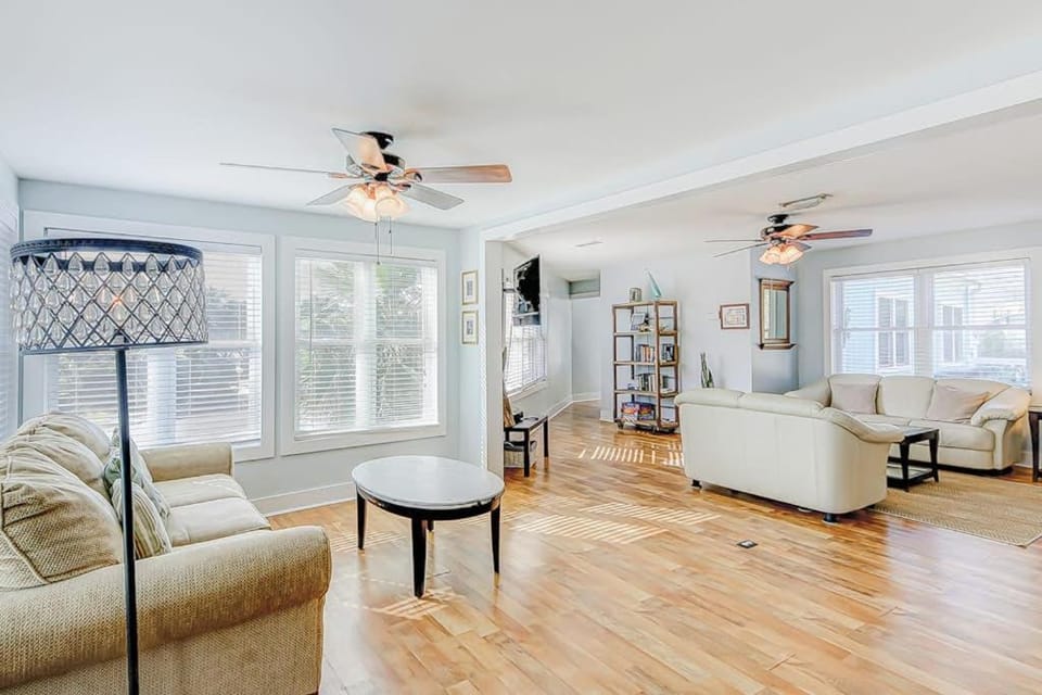 Latitude Adjustment House in Edisto Beach