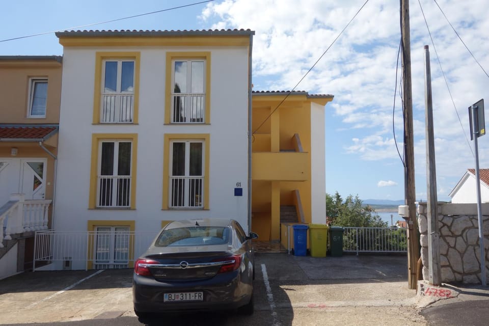 Property building, Street view, Parking