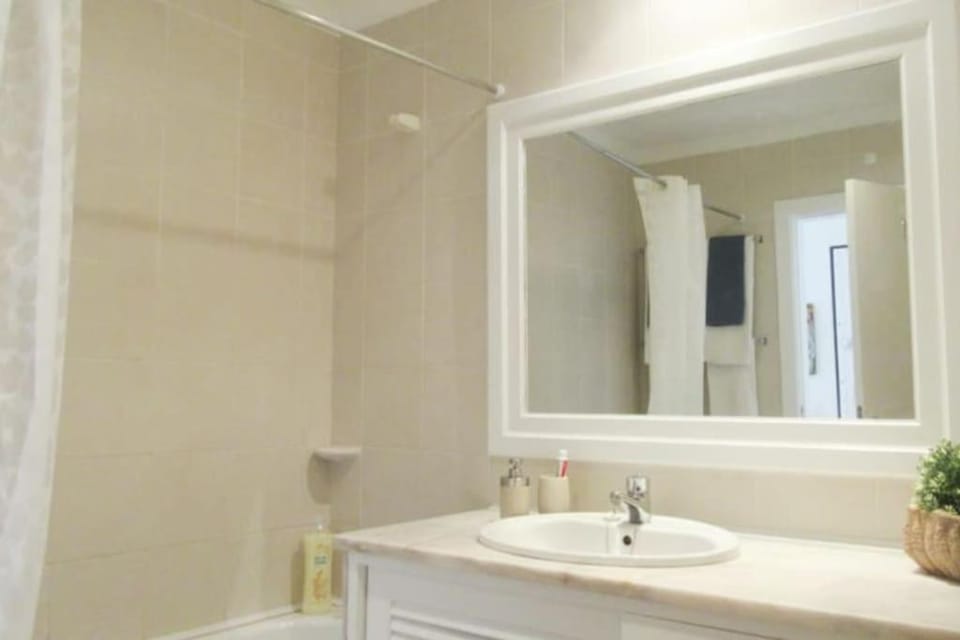 Shower, Bathroom, Bath