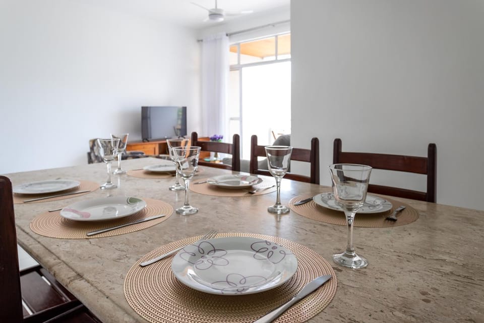 Communal lounge/ TV room, TV and multimedia, Dining area