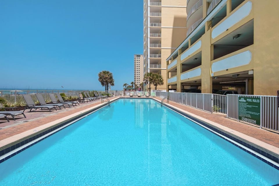 Twin Palms 1701 House in Long Beach