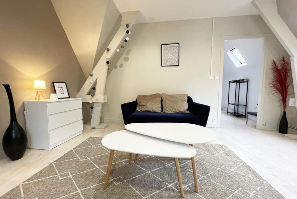 Le Spacieux Apartment in Chartres