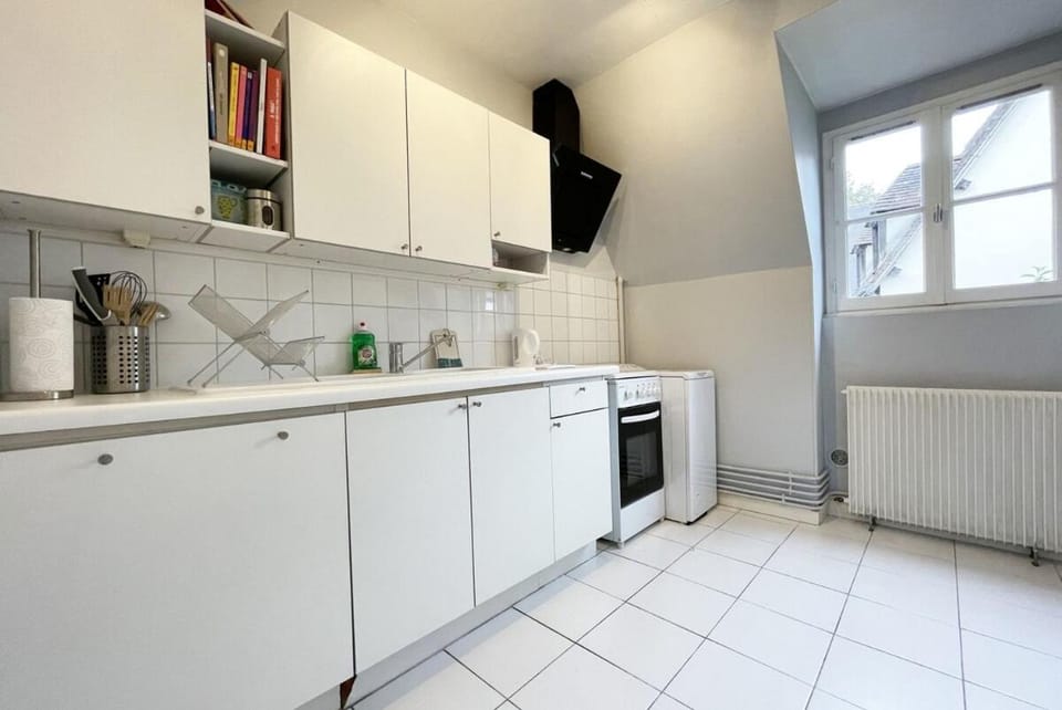 Le Spacieux Apartment in Chartres