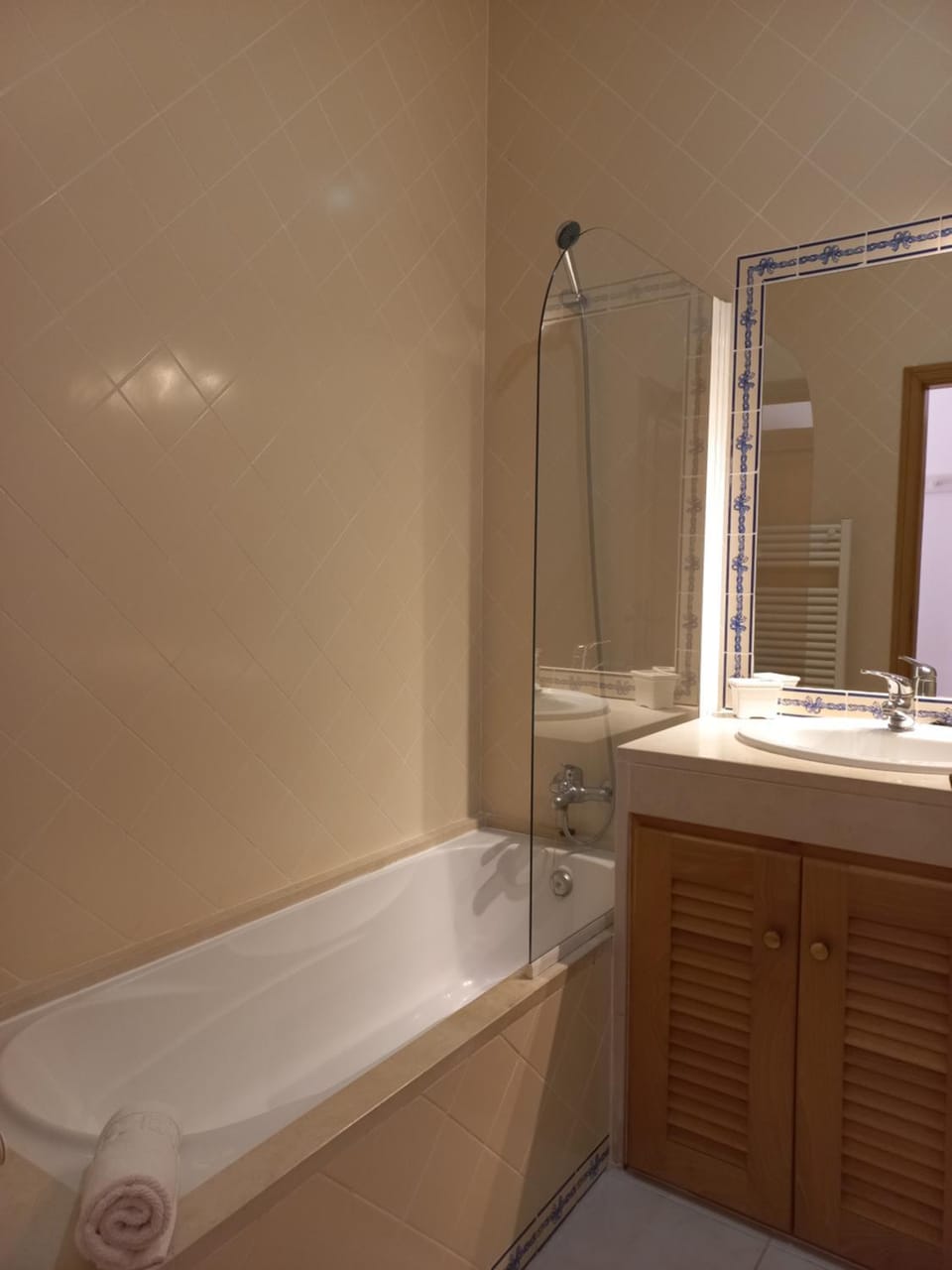 Shower, Bathroom, Bath