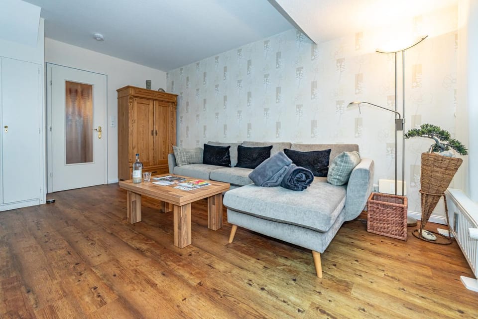 Living room, Seating area, wardrobe