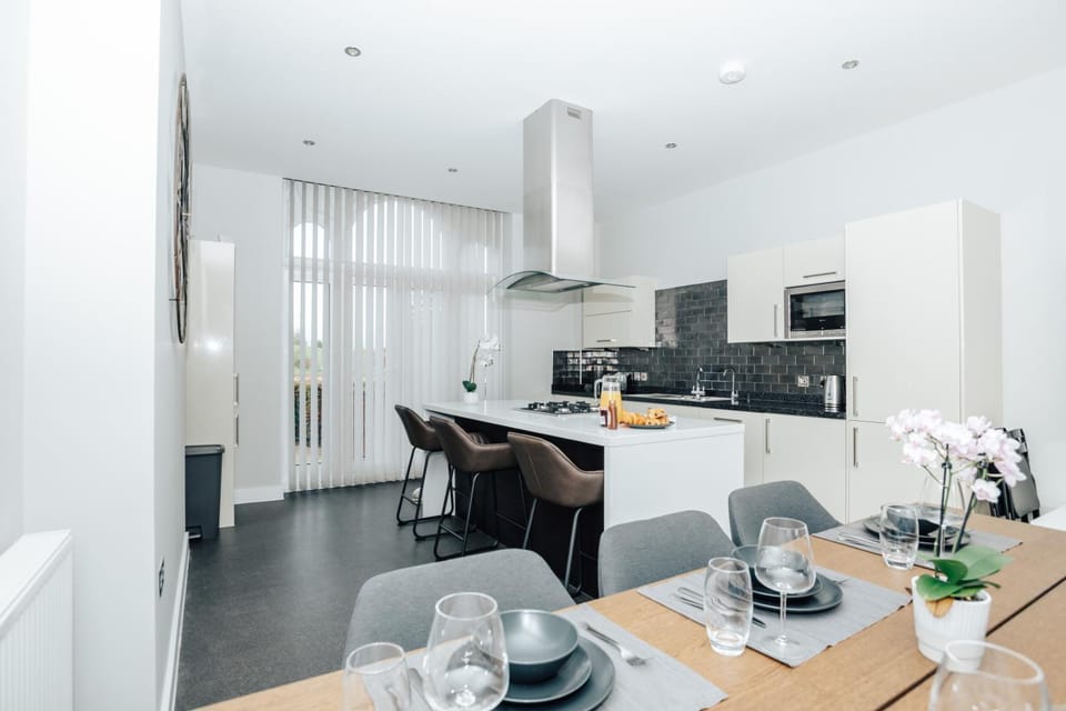 Blue Heron - 2 Bedroom Apt with 2 parking spaces Apartment in Henley-on-Thames