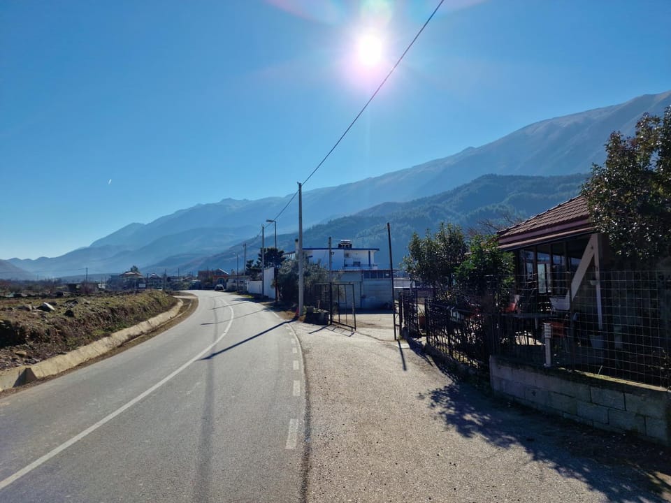 Property building, Restaurant/places to eat, View (from property/room), Landmark view, Mountain view, Parking