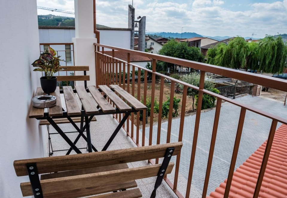 Natural landscape, View (from property/room), Balcony/Terrace
