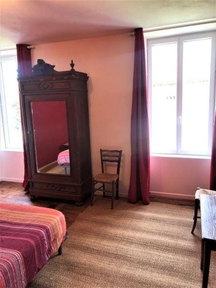 Bed, Photo of the whole room, Bedroom, wardrobe