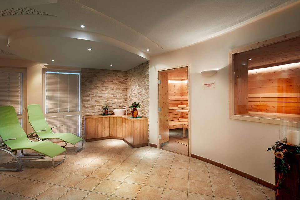 Sauna, Spa and wellness centre/facilities