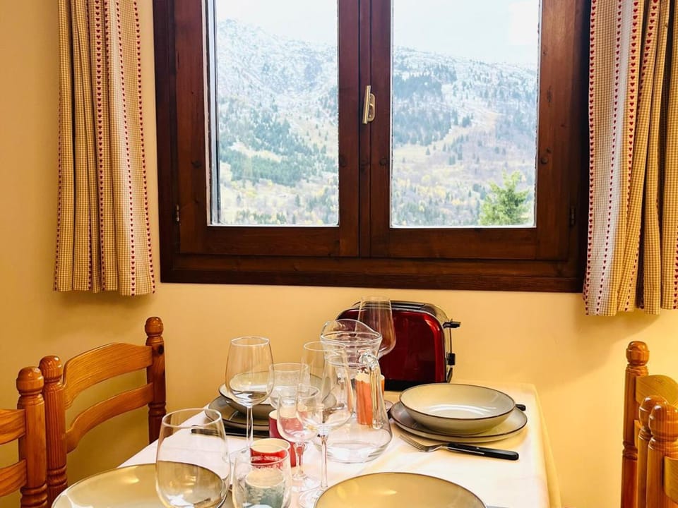 Studio cosy proche pistes, parking, wifi - FR-1-688-31 Apartment in Les Allues