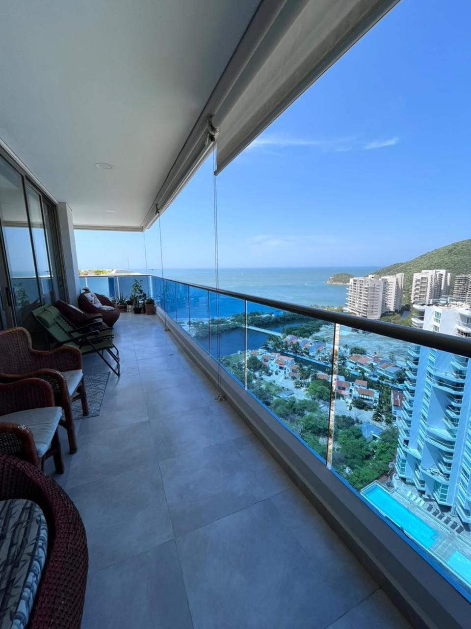 Patio, Natural landscape, View (from property/room), Balcony/Terrace, Living room, Seating area, Beach, Mountain view, Sea view