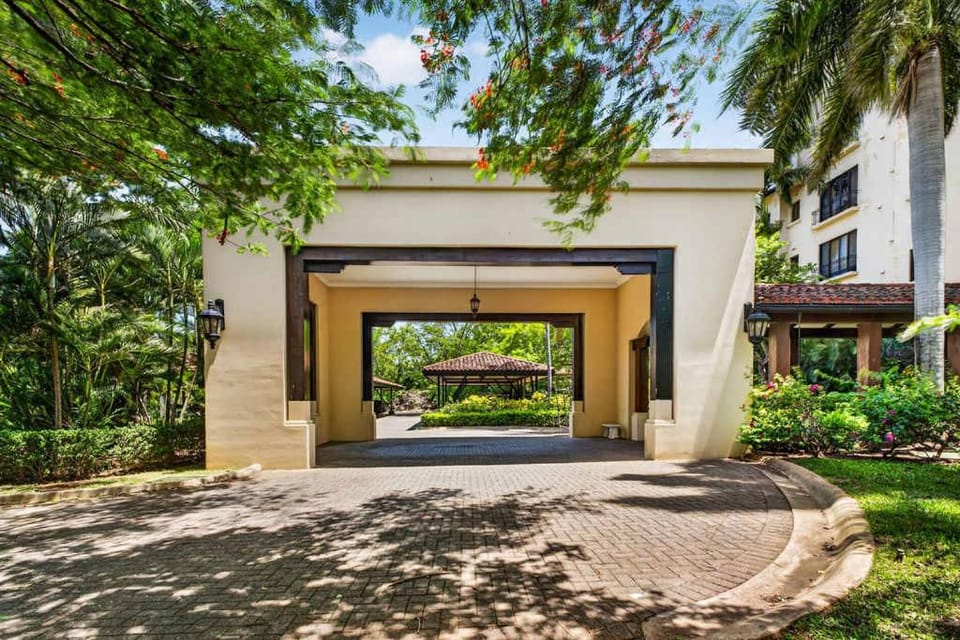 Malinche 110-B, 1 Bedroom Condo At Reserva Conchal House in Guanacaste Province