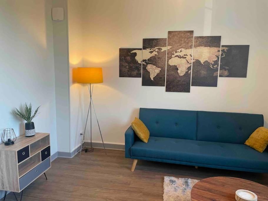T2 4 pers face gare SNCF Appart Hotel le Cygne 4 Apartment in Bourges