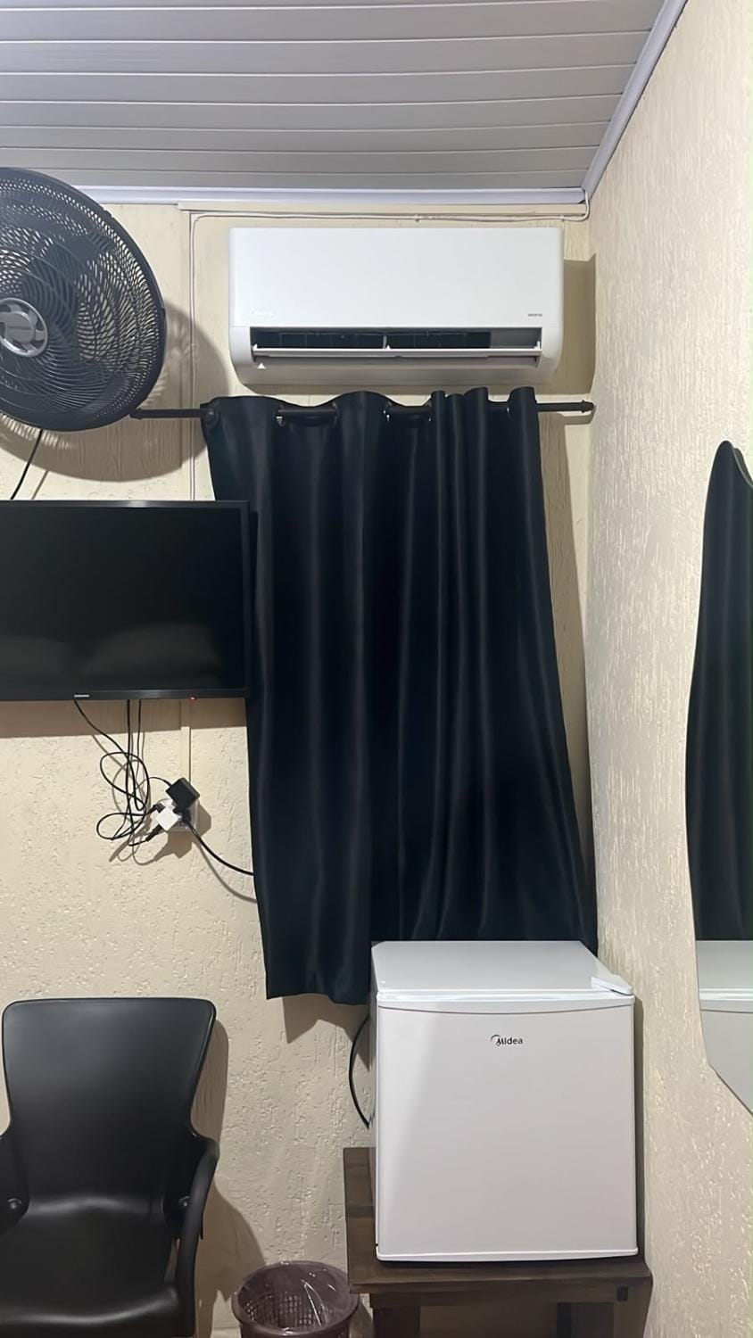POUSADA BOA NOITE x no centro próximo a rodoviária de Atibaia Hotel in Atibaia