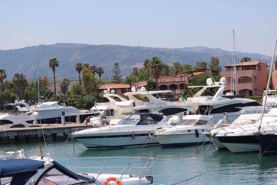 Laguna Azzurra Portorosa Apartment hotel in Sicily